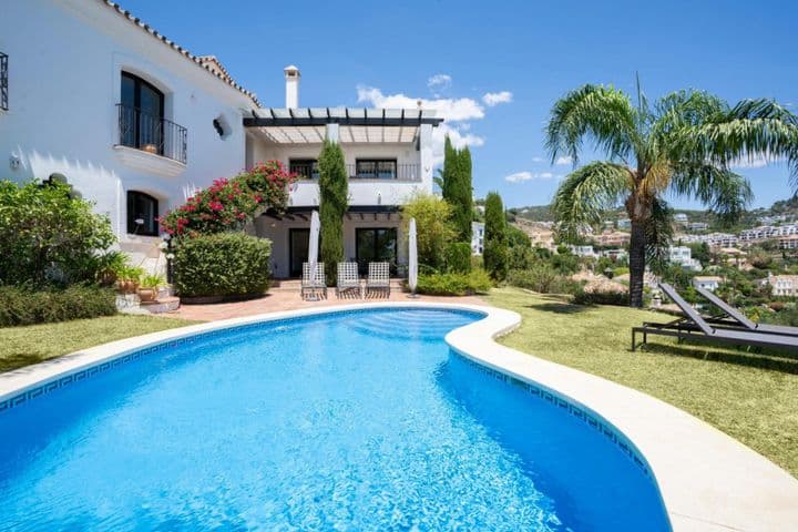 4 bedrooms house for rent in Benahavis, Spain