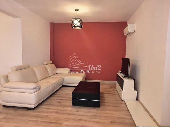 2 bedrooms apartment for rent in Ingenio, Spain