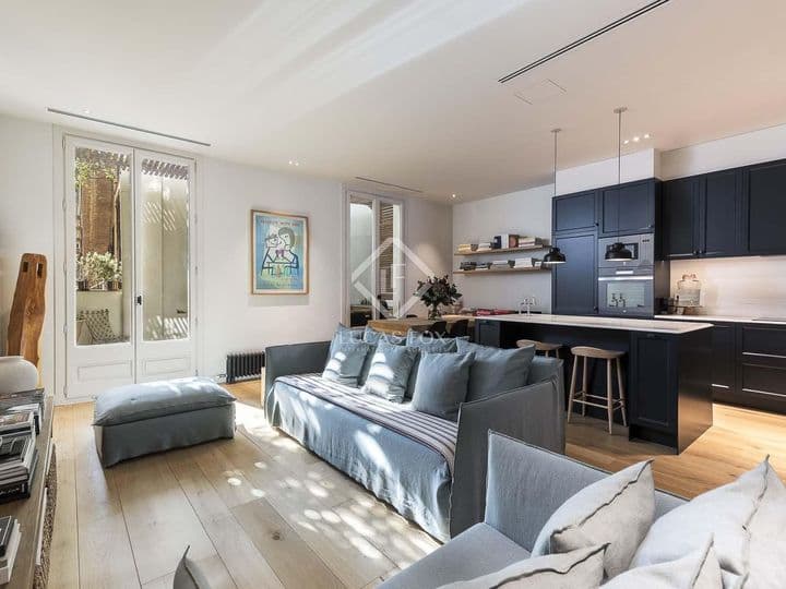 1 bedroom apartment for sale in Barcelona, Spain