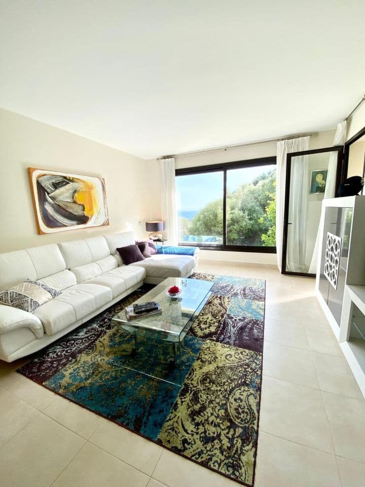 2 bedrooms apartment for rent in Marbella, Spain