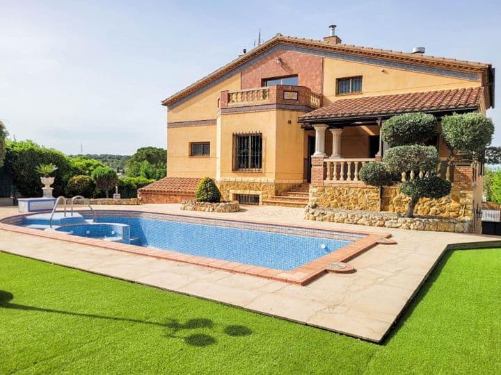 6 bedrooms house for sale in Olerdola, Spain