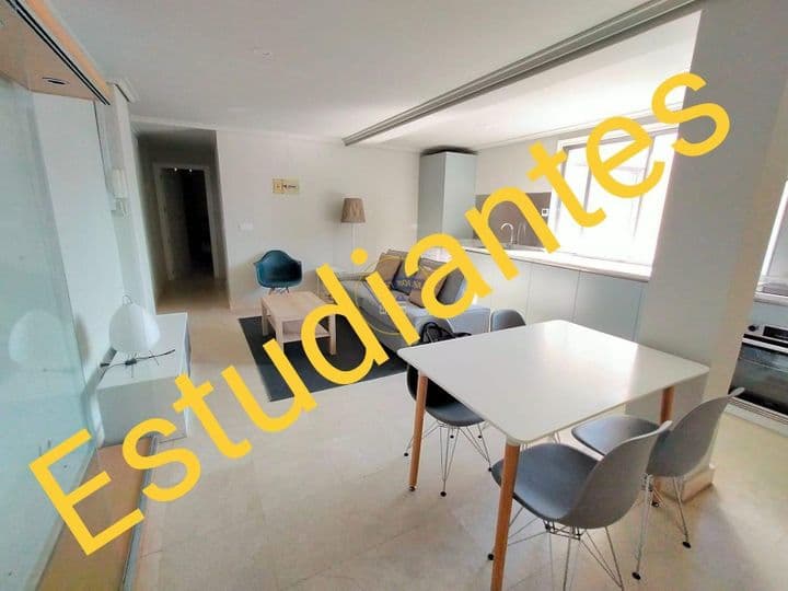 4 bedrooms apartment for rent in Vigo, Spain