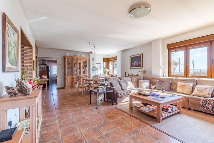 4 bedrooms house for sale in La Campina, Spain