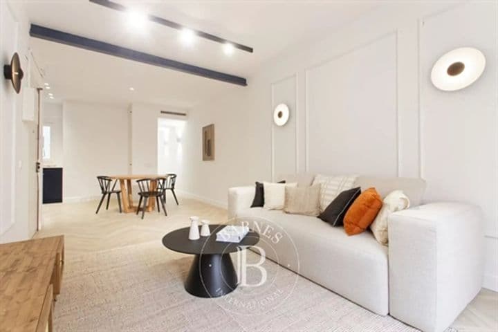 2 bedrooms apartment for sale in Barcelona, Spain