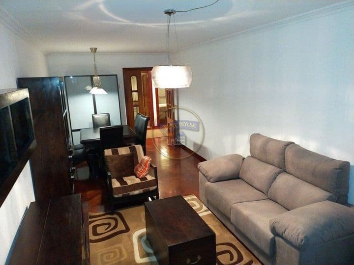 2 bedrooms apartment for rent in Vigo, Spain