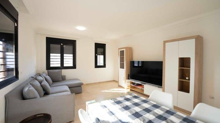 2 bedrooms apartment for rent in Arona, Spain