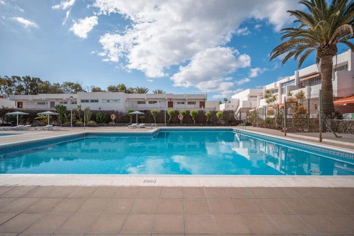 Apartment for sale in Costa del Silencio-Las Galletas, Spain