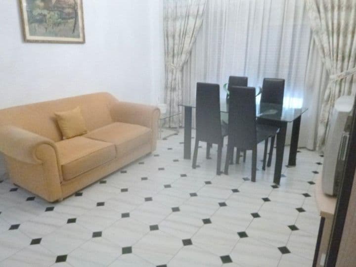 4 bedrooms apartment for rent in Patraix, Spain