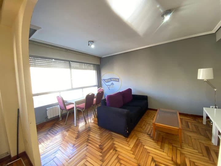 2 bedrooms apartment for rent in Vigo, Spain