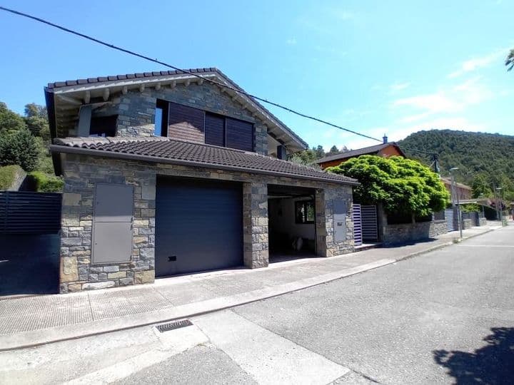 7 bedrooms house for sale in Sobrarbe, Spain