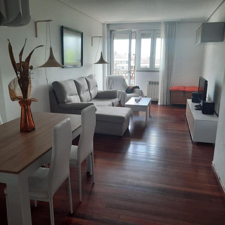 2 bedrooms apartment for rent in Santander, Spain