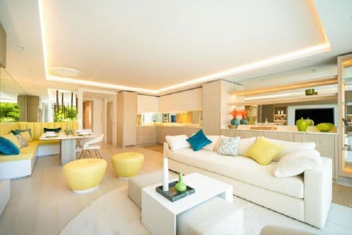 3 bedrooms apartment for sale in Marbella, Spain