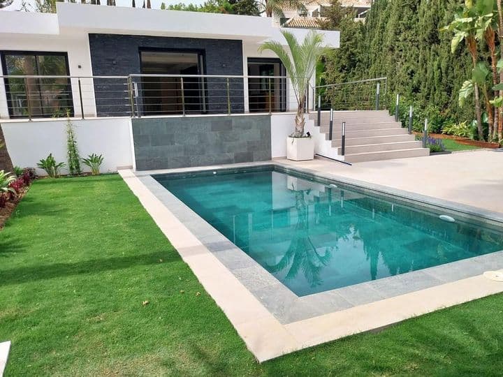 6 bedrooms house for sale in Estepona, Spain