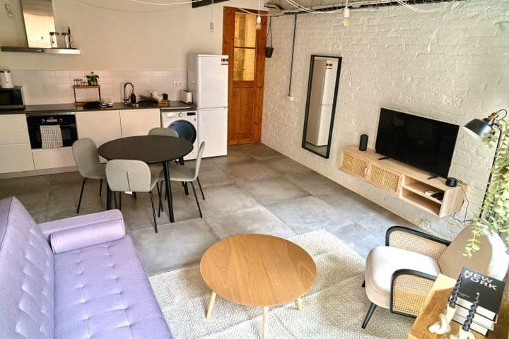 2 bedrooms apartment for rent in Ciutat Vella, Spain