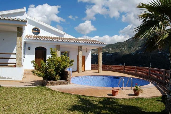 4 bedrooms house for rent in Frigiliana, Spain