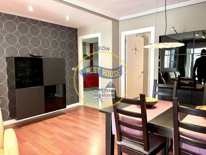 3 bedrooms apartment for sale in Leon, Spain