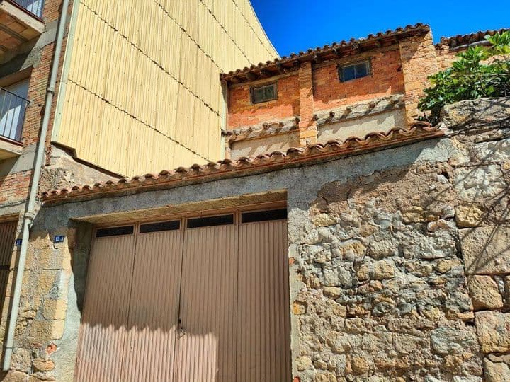 House for sale in Tarragona, Spain