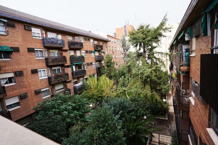 1 bedroom apartment for rent in Madrid, Spain