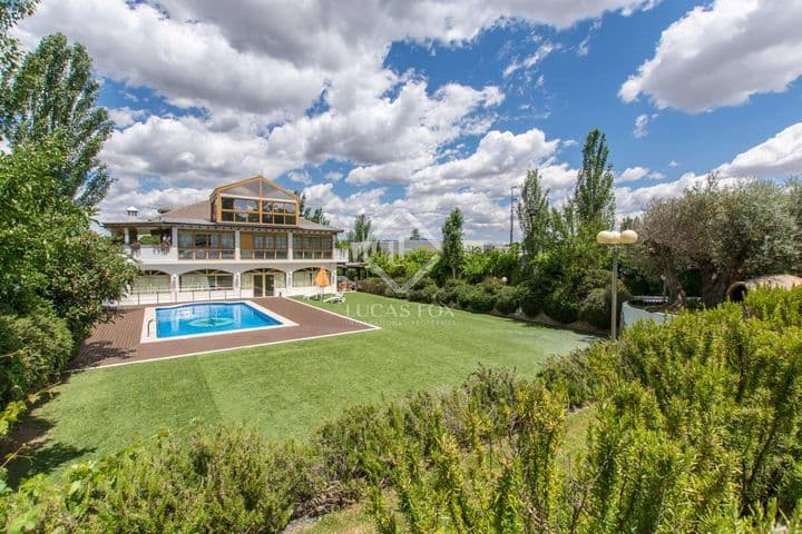 6 bedrooms house for rent in Madrid, Spain