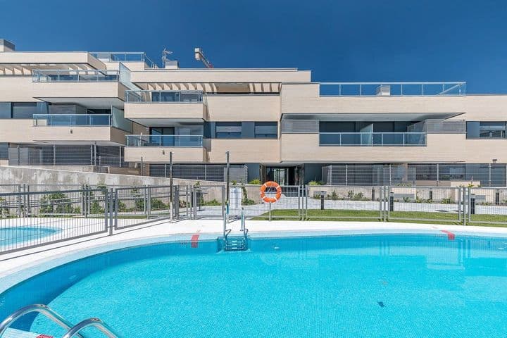 2 bedrooms apartment for rent in Boadilla del Monte, Spain