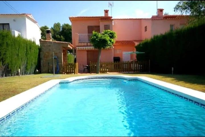 4 bedrooms house for rent in Les Tres Cales, Spain