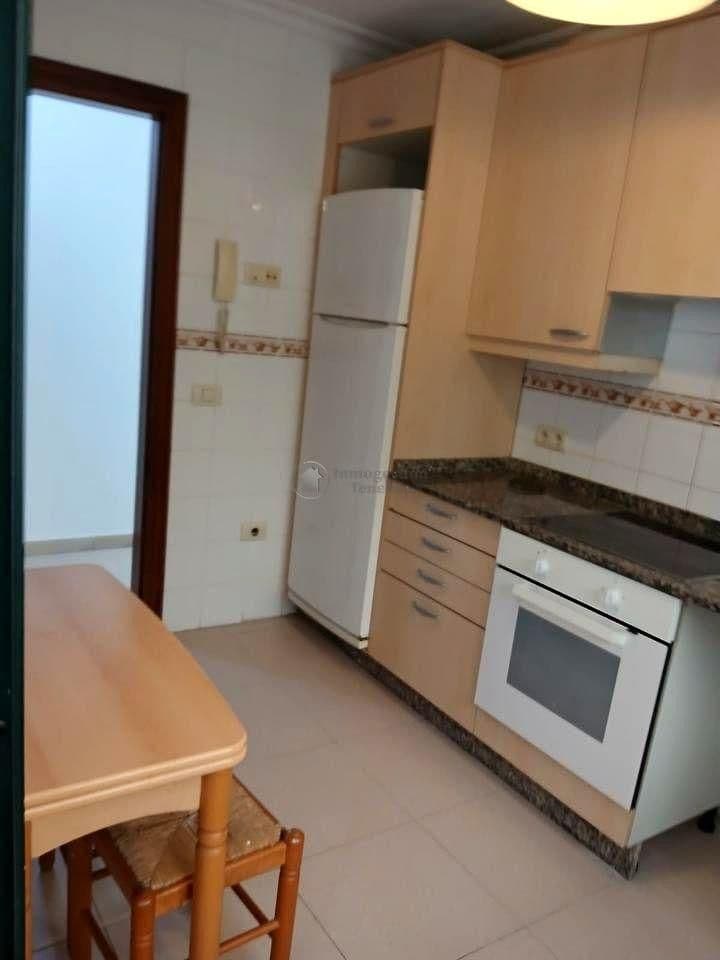 2 bedrooms apartment for rent in Arona, Spain