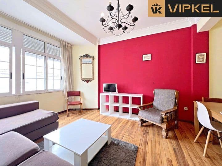 3 bedrooms apartment for sale in Santiago de Compostela, Spain