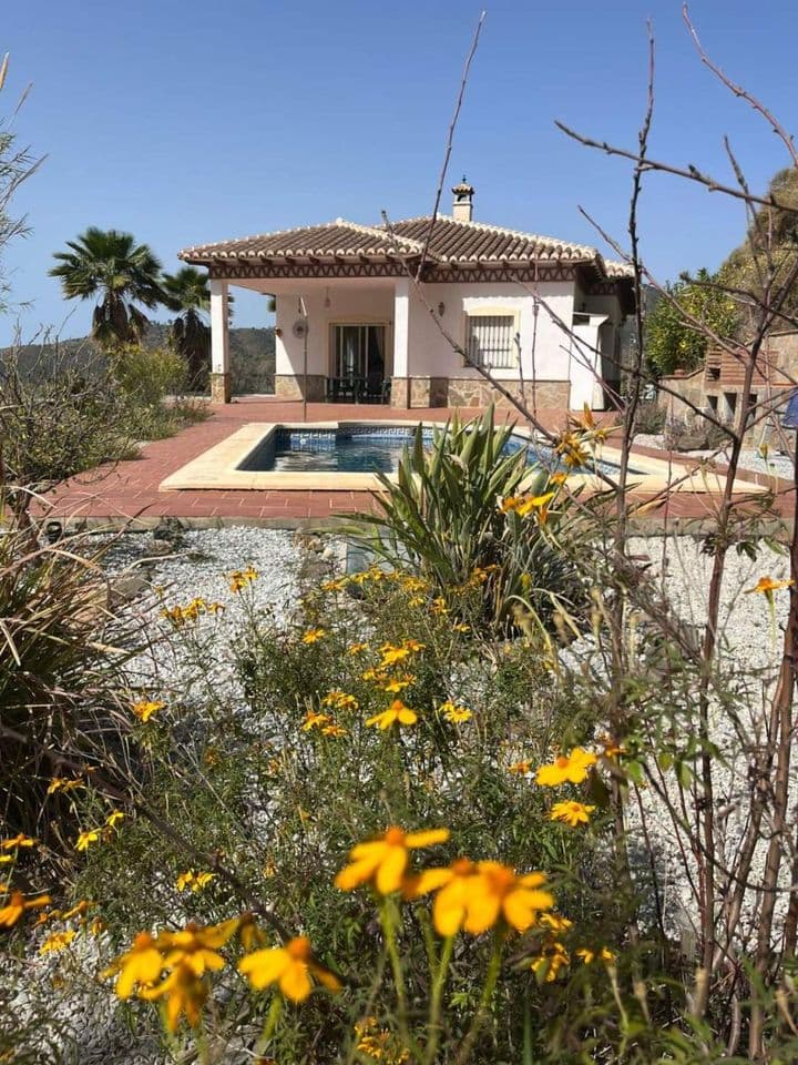 3 bedrooms house for rent in Torrox, Spain