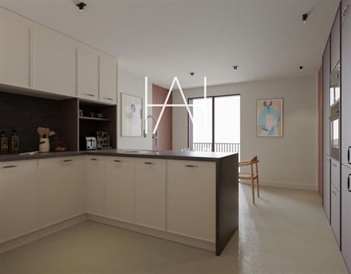 4 bedrooms apartment for sale in Barcelona, Spain