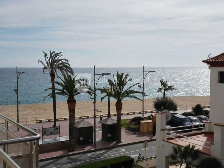 3 bedrooms apartment for sale in Casc Antic, Spain