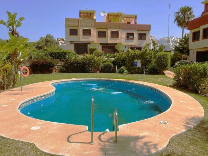 3 bedrooms house for sale in La Duquesa, Spain