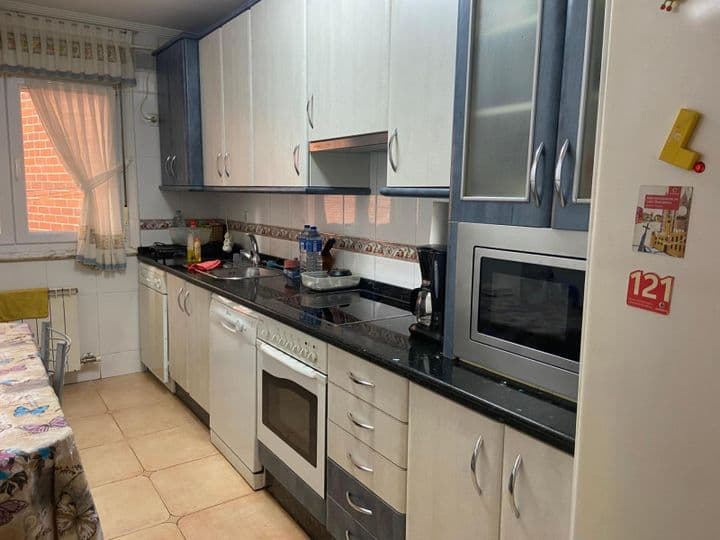 3 bedrooms apartment for sale in Valencia de Don Juan, Spain