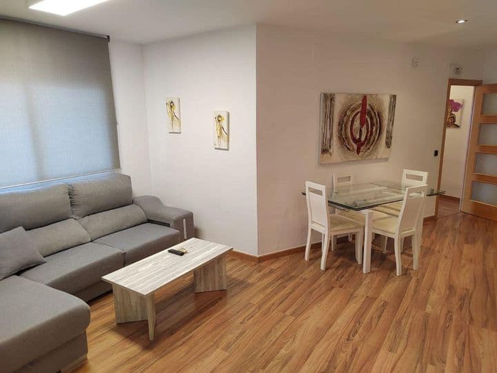 3 bedrooms apartment for rent in Centre, Spain