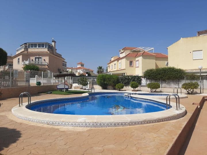 2 bedrooms apartment for rent in La Zenia, Spain