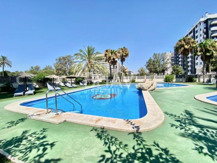 2 bedrooms apartment for rent in Playa de San Juan, Spain