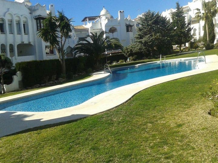 2 bedrooms apartment for rent in Riviera del Sol, Spain