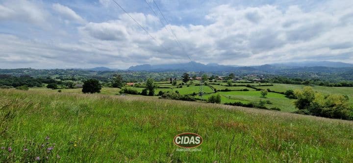 House for sale in Oviedo, Spain