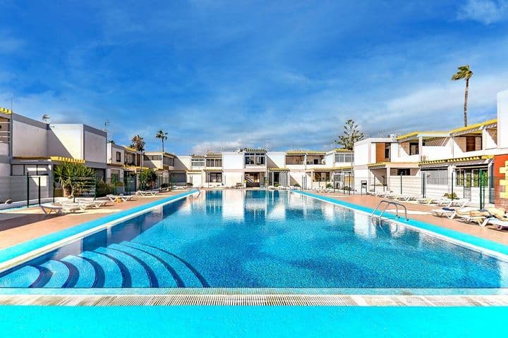 1 bedroom apartment for sale in Costa del Silencio-Las Galletas, Spain