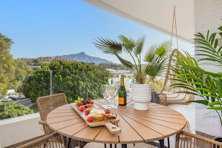 2 bedrooms apartment for rent in Marbella, Spain