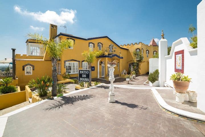 7 bedrooms house for sale in Benahavis, Spain