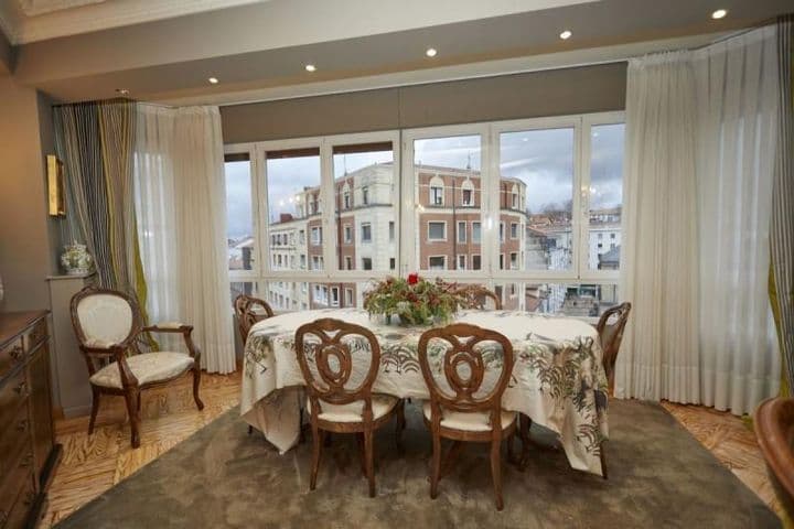 5 bedrooms apartment for sale in Vitoria-Gasteiz, Spain