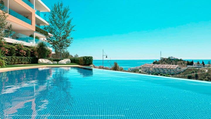 3 bedrooms apartment for sale in Fuengirola, Spain