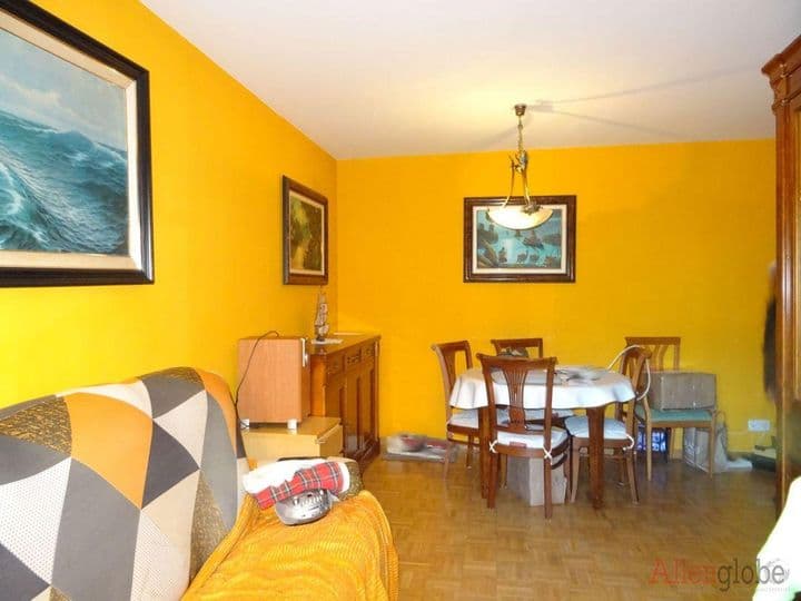 3 bedrooms apartment for sale in Oviedo, Spain