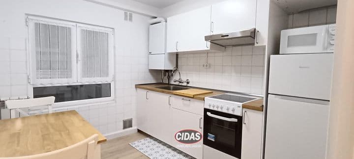 3 bedrooms apartment for rent in Oviedo, Spain