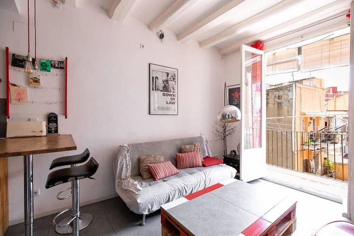 2 bedrooms apartment for rent in Ciutat Vella, Spain