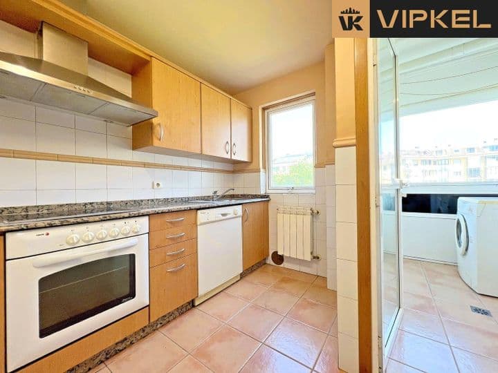 2 bedrooms apartment for rent in A Coruna, Spain