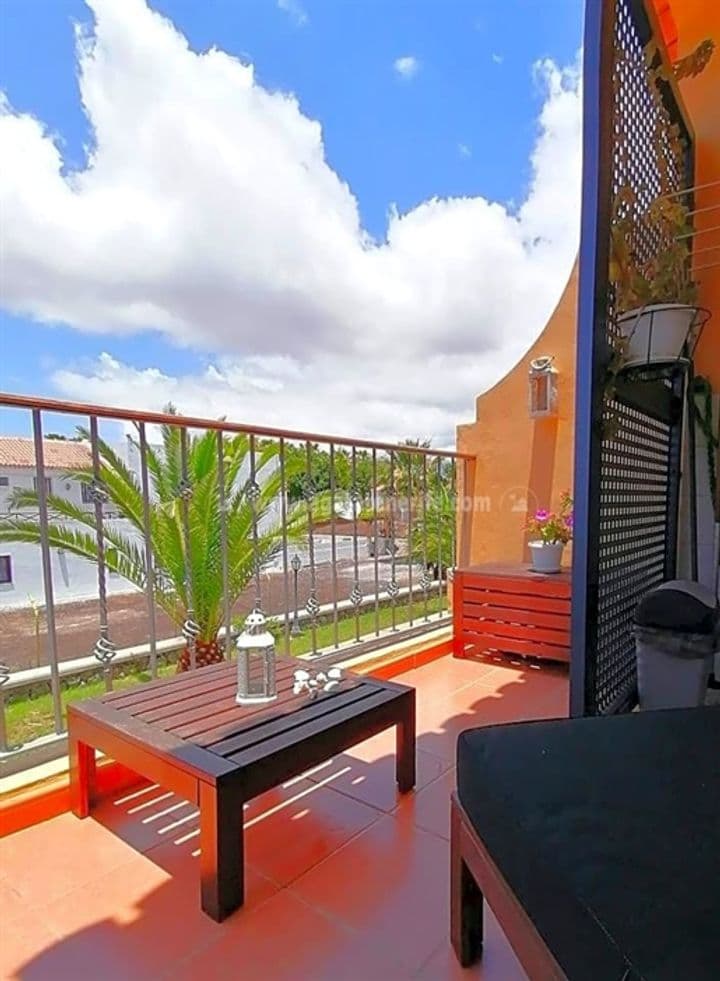 2 bedrooms apartment for sale in Costa del Silencio, Spain