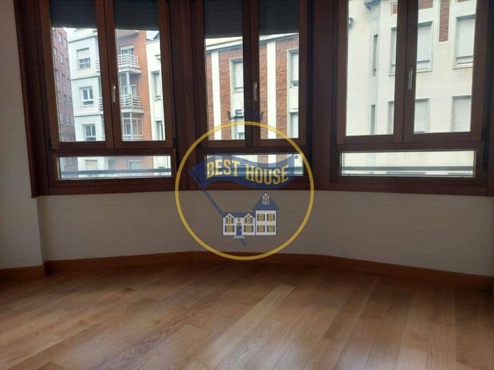 2 bedrooms apartment for sale in Leon, Spain