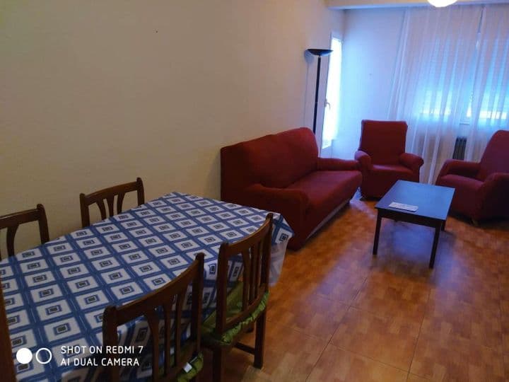 3 bedrooms apartment for rent in Salamanca, Spain