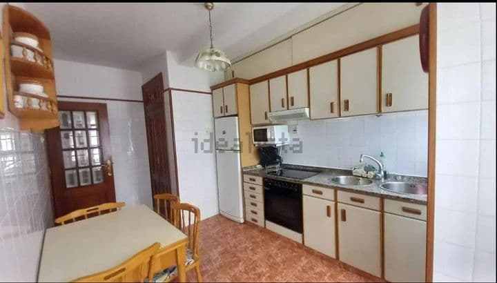 3 bedrooms apartment for rent in Ferrol, Spain